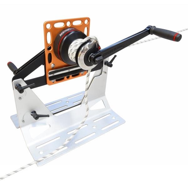 Winch Stand – Detail 1