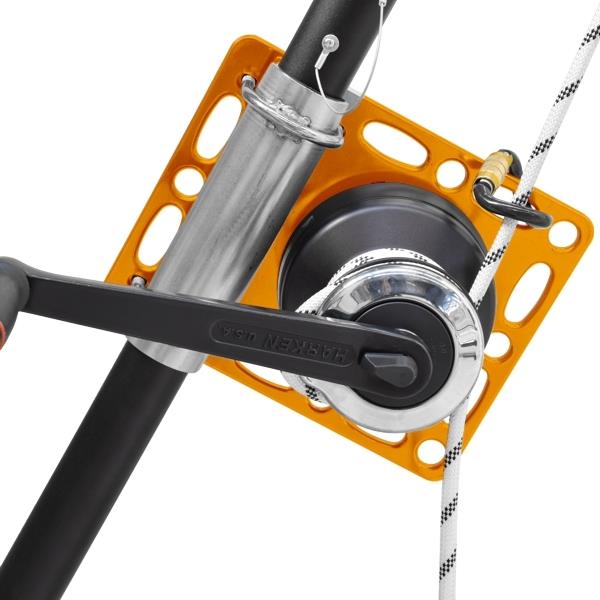 4D POLE – Detail 8